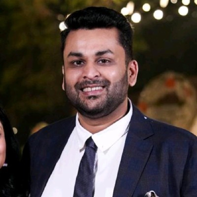 Profile photo of Yash Kadakia